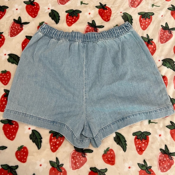 Madewell Marnie Wash Denim Pull-On Shorts - Picture 4 of 4